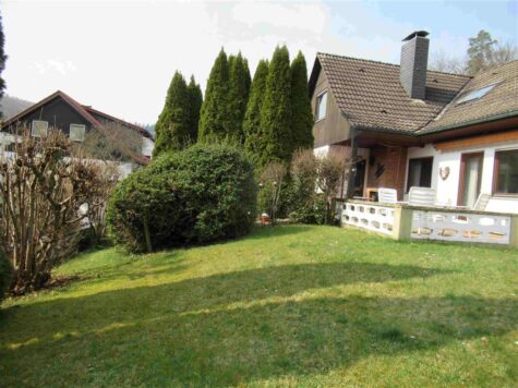 Großzügiges Wohnen mit Garten, 72631 Aichtal, Einfamilienhaus